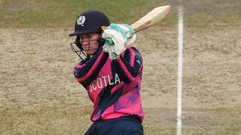 Fraser and Carter fifties, Gordon three-for help Scotland ease past Netherlands – سکاٹ لینڈ کی نیدرلینڈز کے خلاف شاندار فتح: ٹرائی سیریز میں فاتحانہ آغاز