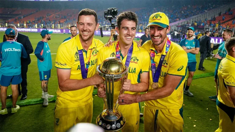 پیٹ کمns اور آسٹریلیا کے ستارے بگ بیش لیگ کو چھوڑنے کے لیے تیار ہیں