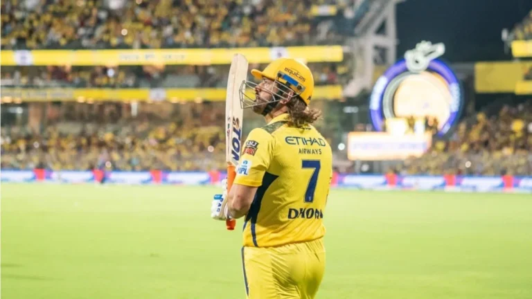 ‘MS Dhoni was seething’: IPL broadcaster’s stunning revelation on CSK’s loss to – ایم ایس دھونی کا غیر متوقع غصہ: آئی پی ایل 2024 میں آر سی بی کے خلاف شکست کا سنسنی خیز انکشاف