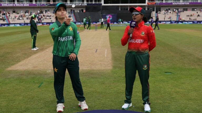 Bangladesh bat; Pakistan bring back Rubab, Jabeen کرکٹ مقابلے کی تازہ ترین صورتحال